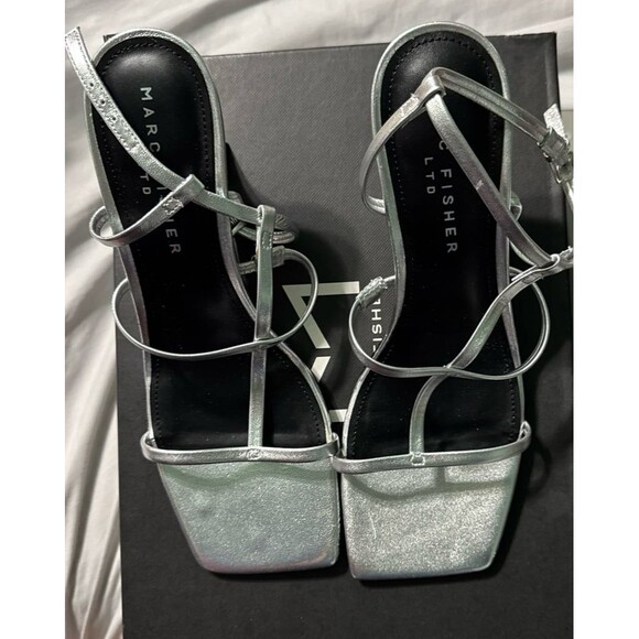 Marc Fisher Dennie T-Strap Silver Sandals - Picture 3 of 7